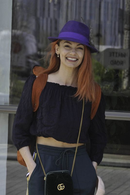 DIANNE BUSWELL Leaves Saturday Mashup in Manchester 04/24/2021