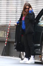 EMILY RATAJKOWSKI Arrives Buy Buy Baby Store in New York 04/19/22021