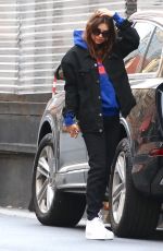 EMILY RATAJKOWSKI Arrives Buy Buy Baby Store in New York 04/19/22021