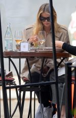 FRIDA AASEN Out for Lunch with a Friend in New York 04/27/2021