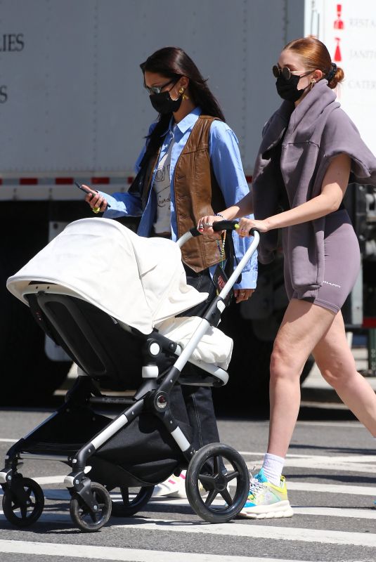 GIGI and BELLA HADID Out in New York 04/08/2021