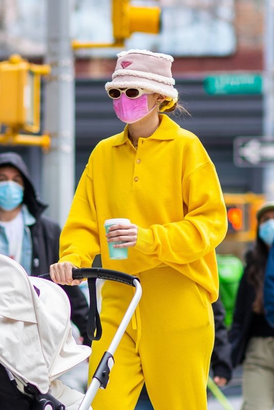 GIGI HADID Out in New York 04/01/2021