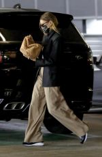HAILEY BIEBER Leaves a Doctor