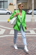 HEIDI KLUM Arrives on the Set of America