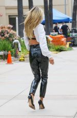 HEIDI KLUM Arrives on the Set of America