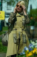 HOLLY WILLOGHBY Out and About in London 04/20/2021
