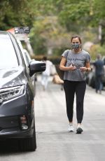 JENNIFER GARNER Check Out Construction of Her New Home in Brentwood 04/01/2021