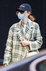 JENNIFER LAWRENCE Wearing a Mask Out in New York 04/21/2021