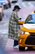 JENNIFER LAWRENCE Wearing a Mask Out in New York 04/21/2021