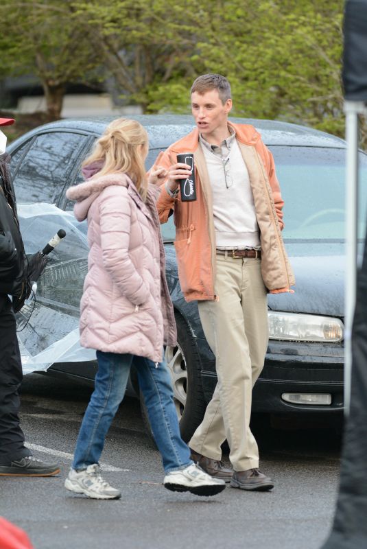 JESSICA CHASTAIN and Eddie Redmayne on the Set of The Good Nurse in Stamford 04/18/2021