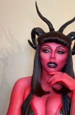 JESY NELSON - Instagram Photos 04/11/2021
