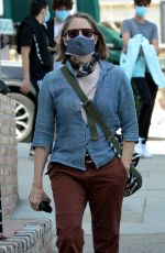 JODIE FOSTER Out for Lunch at Gjelina in Venice 04/24/2021