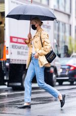 KARLIE KLOSS Out for Coffee in New York 04/12/2021