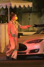 KATE HUDSON at San Vicente Bungalows in Los Angeles 04/07/2021
