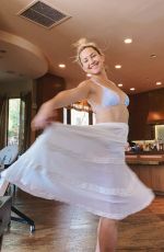 KATE HUDSON - Instagram Photos 04/08/2021
