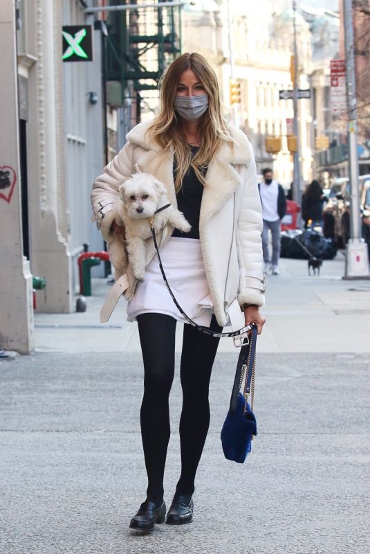 KELLY BENSIMON Out with Her Dog in New York 04/03/2021