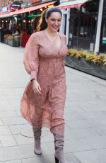 KELLY BROOK Arrives at Global Studios in London 04/20/2021