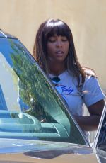 KELLY ROWLAND Out and About in Calabasas 04/29/2021