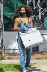 KELLY ROWLAND Shoppping at Couture Kids in West Hollywood 04/05/2021