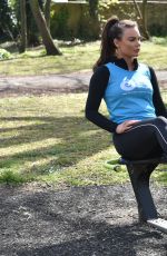 KELSEY STRATFORD Training for Her Upcoming Marathon in London 04/28/2021