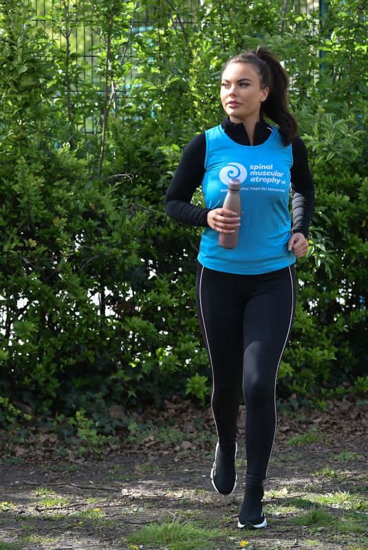 KELSEY STRATFORD Training for Her Upcoming Marathon in London 04/28/2021
