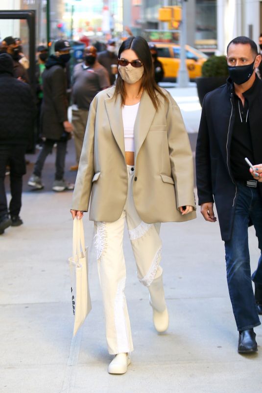 KENDALL JENNER Leaves Four Seasons Hotel in New York 04/26/2021