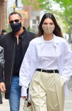 KENDALL JENNER Out for Brunch with Friends in New York 04/27/2021