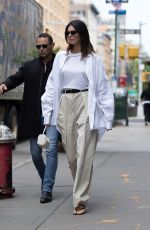 KENDALL JENNER Out for Brunch with Friends in New York 04/27/2021
