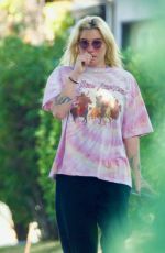 KESHA Out and About in West Hollywood 04/13/2021
