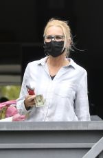 LAETICIA HALLYDAY Cleaning Out Her Garage in Brentwood 04/22/2021