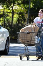 LENA HEADEY Shopping at Gelson