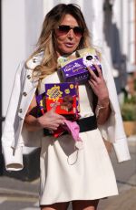 LIZZIE CUNDY Out and About in London 04/02/2021