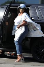 LIZZO Leaves Catch LA in Los Angeles 04/04/2021