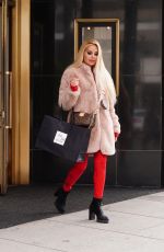 MARCELA IGLESIAS Shopping at Saks Fifth Avenue in Beverly Hills 04/24/2021