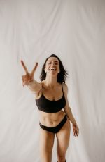 MARI BRENNAN - Instagram Photos 04/20/2021