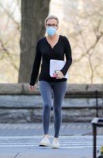MEGYN KELLY SStudies a Script on a Park Bench in New York 04/14/2021