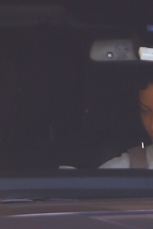 NICOLE MURPHY at City National Bank Drive-thru in Beverly Hills 04/06/2021