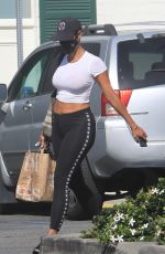 NICOLE MURPHY in Tights Shopping at Bristol Farms in West Hollywood 04/08/2021