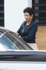 NICOLE MURPHY Out with a Mystery Man in Beverly Hills 04/05/2021