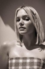 OLIVIA HOLT for Rose & Ivy Journal, April 2021