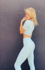OLIVIA PONTON - Instagram Photos 04/20/2021