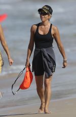 PIP EDWARDS Out on Bondi Beach in Sydney 04/07/2021