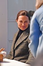 PIPPA MIDDLETON and James Matthews Out for Lunch in London 04/22/2021
