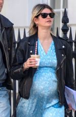 Pregnant PIXIE GELDOF Out and About in London 04/01/2021