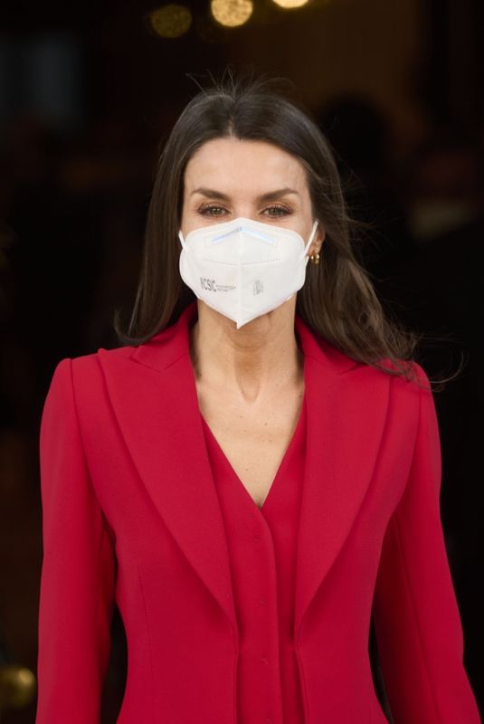 QUEEN LETIZIA OF SPAINE Out and About in Madrid 04/12/2021