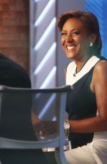 ROBIN ROBERTS on the Set of Good Morning America in New York 04/28/2021