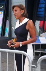 ROBIN ROBERTS on the Set of Good Morning America in New York 04/28/2021