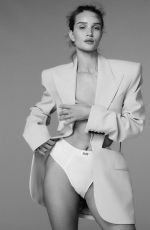 ROSIE HUNTINGTON-WHITELEY - Instagram Photos 04/18/2021
