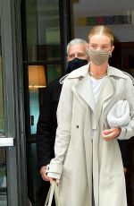 ROSIE HUNTINGTON-WHITELEY Out for Breakfast in London 04/13/2021