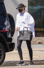 ROSIE HUNTINGTON-WHITELEY Out in Los Angeles 04/26/2021